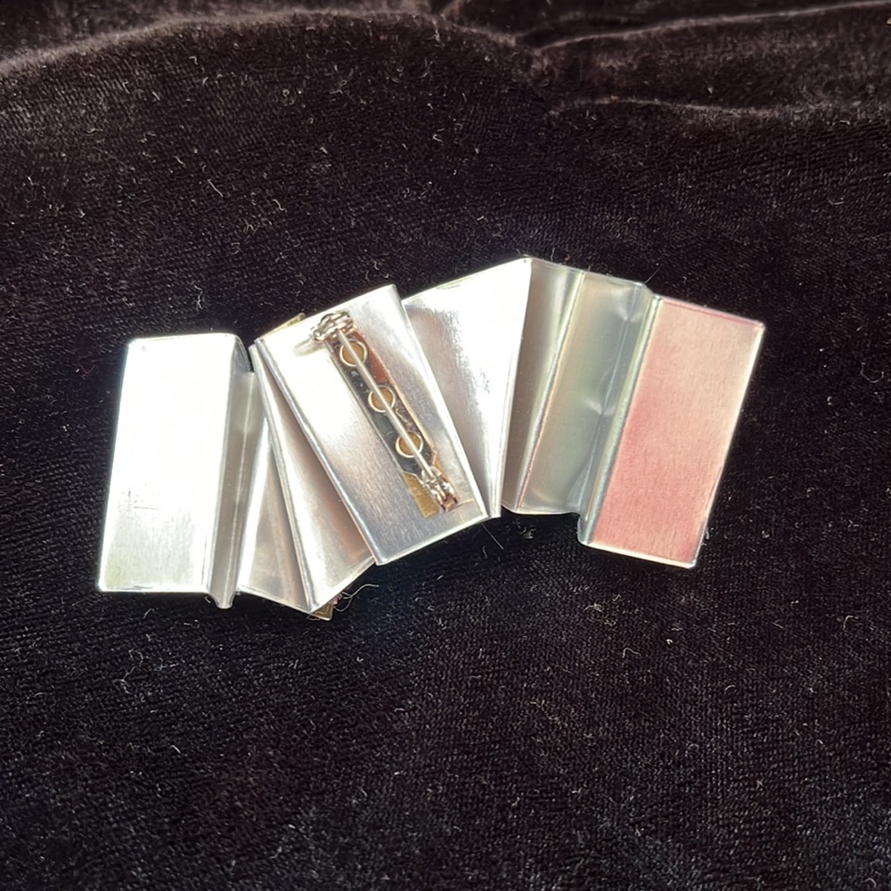 Pin - Picture 2 of 3